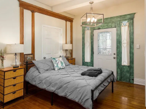 Fully renovated 4BR Bardstown / Highlands!