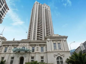 Metropolis 1 Bedroom with Parking