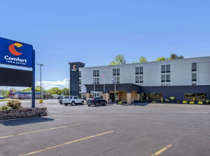 Comfort Inn & Suites Liverpool - Syracuse North