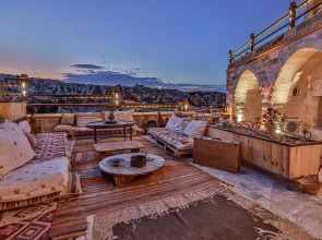 Отель Şah Saray Cave Suites Halal