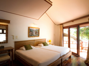 Baan Hin Sai Resort & Spa