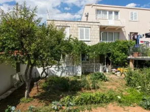 Hrvoje Place Apartments