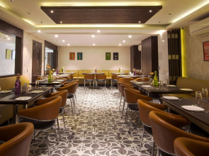 The Onyx - Premium Business Hotel
