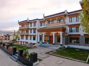 1 BR Guest house in Fort road, Leh, by GuestHouser (61E6)
