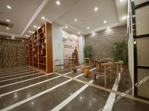 Zhangjiang Holiday Hotel (Ganzhou Jiufang Branch store)