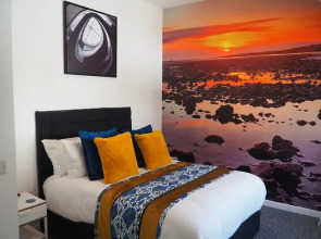 Beautiful 2BD Coastal Hideaway Central Worthing