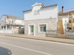 Apartment Lovely Time