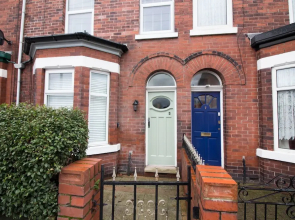 Newly Refurbished 3 Bedroom House