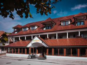 hotel reAktiv