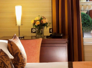 Hotel Saint Honore 85