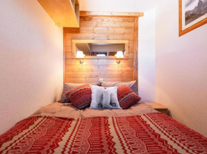 Stylish modern apartment for 4 by Avoriaz Chalets