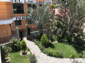 Hotel Panajachel Los Angeles