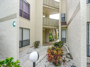 Bay Oaks by Beachside Management