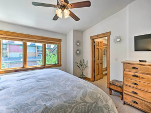 Gorgeous Steamboat Townhome: Shuttle to Ski Resort