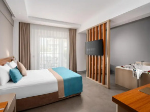 Side Story Resort & Spa