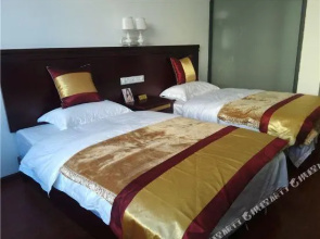Jinyi Business Hotel