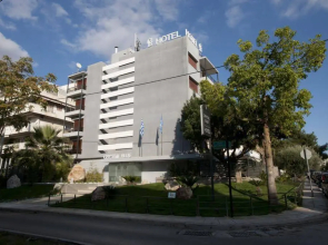 Crystal Blue Hotel + Suites