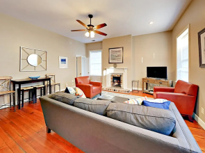 127 E Liberty Townhouse Unit B 2 Bedrooms 1 Bathroom Townhouse