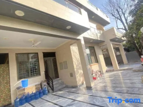 Xianshan Chinese Hotel