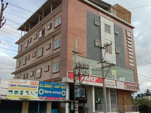 Honnasiri Residency