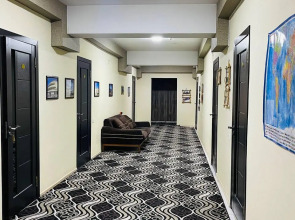 Sakho Hotel-Hostel