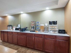 Quality Inn Near Pimlico Racetrack