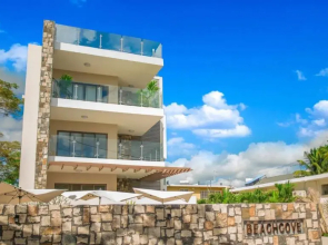 PEREYBERE -Charming 2 bedrooms apartment- WITH POOL - BEACHCOVE Apartments, North Living, APT 8