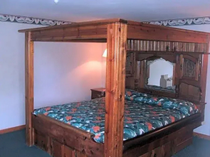 Passport Inn