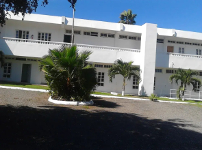 Cul-De-Sac Crib