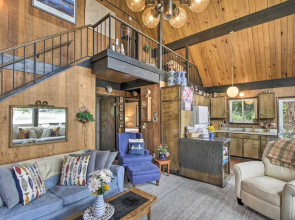 Waterfront Cabin w/ Fire Pit in Gig Harbor!