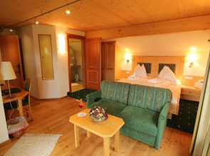 Hotel Häuserl im Wald
