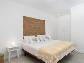 Precioso apartamento con piscina infinita y magníficas vistas
