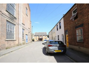 Modern, Chic 2BR Townhouse in Central Oxford