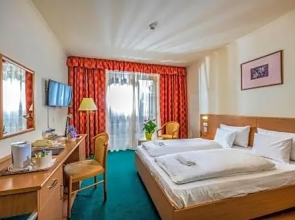 Zichy Park Hotel