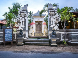 Pondok Baruna Frangipani Resort