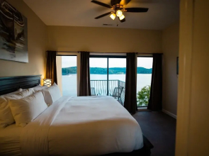 2 Bedroom Lake View Villa- 607
