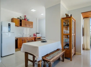 2 Bedroom Apartment 260m From the Beach Rib0201