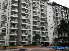 Favila Condotel Unit at 101 Newport Boulevard