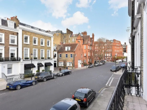 London Lifestyle - Knightsbridge II