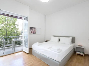 Likavittos Apartments