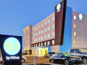 Tru by Hilton Richmond