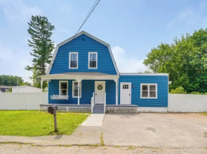 Charming Home < 2 Mi to Ocean Park & Pier!