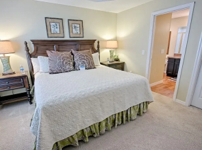Ida Court Home 3 Bedroom by The VIR Group