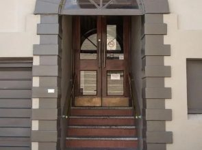 Nags Head Hotel