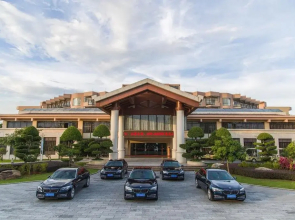 Jing Cheng Earthsea SPA Holiday Center - Ruili