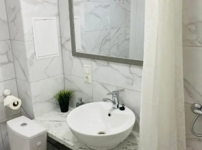 Church Hill Apartment