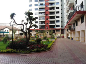 Modern 2 Bedroom Apartment