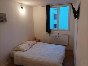 Chambre 14m² proche Saclay / Massy bus à 2' à pied