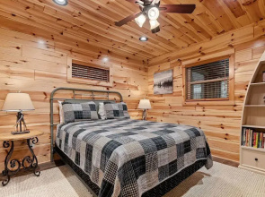Beside Still Water 1 - 2 Bedrooms, 2 Baths, Sleeps 6 Home by RedAwning