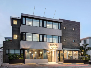 Trópica Beach Hotel